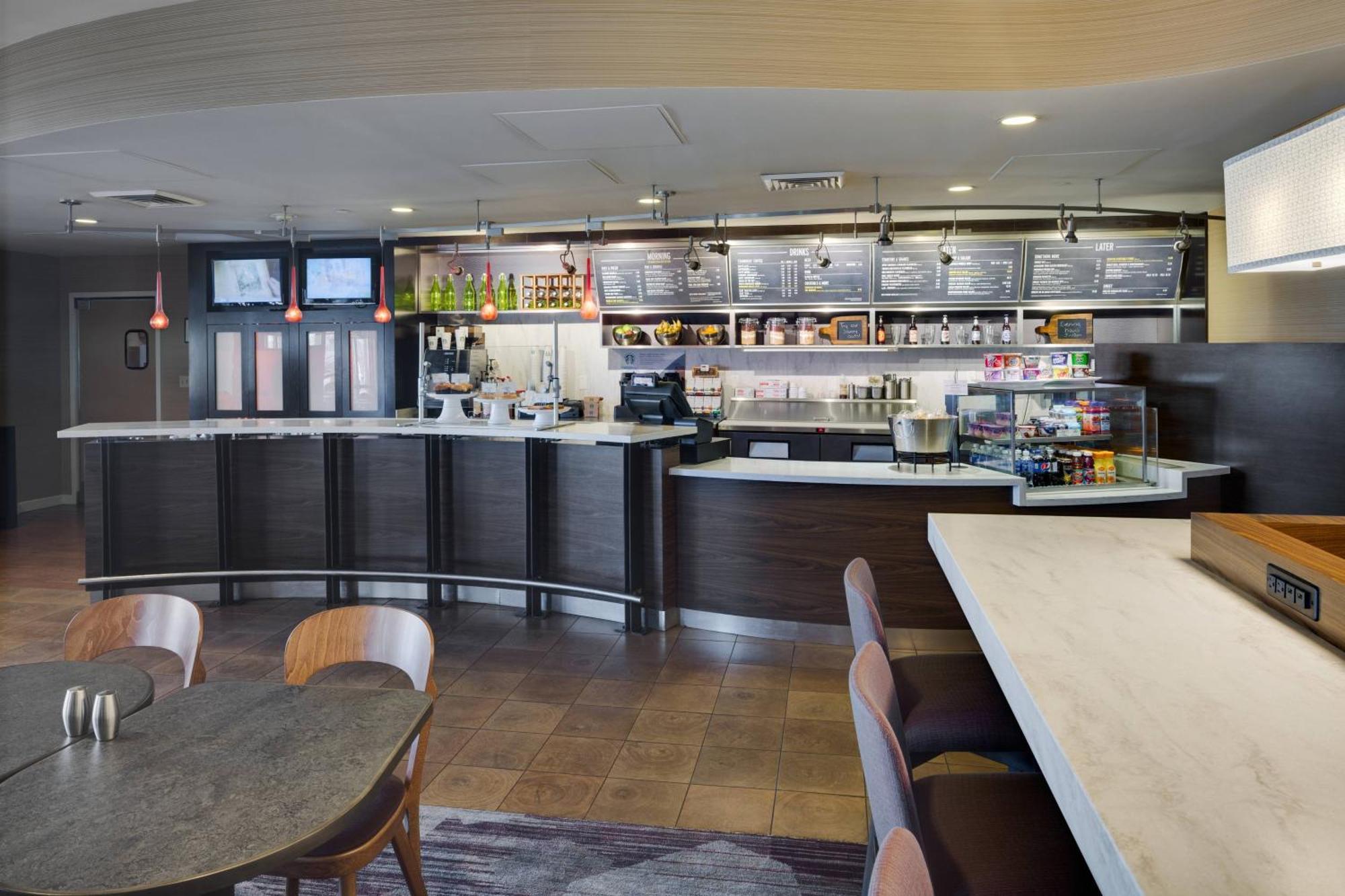 Courtyard By Marriott Providence Warwick Ξενοδοχείο Εξωτερικό φωτογραφία