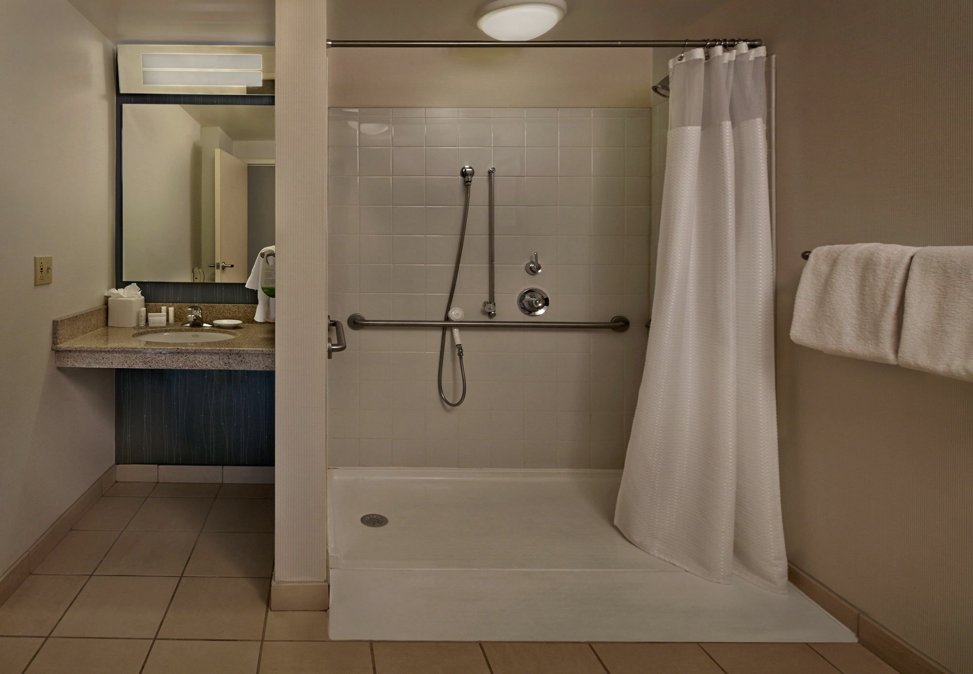 Courtyard By Marriott Providence Warwick Ξενοδοχείο Εξωτερικό φωτογραφία